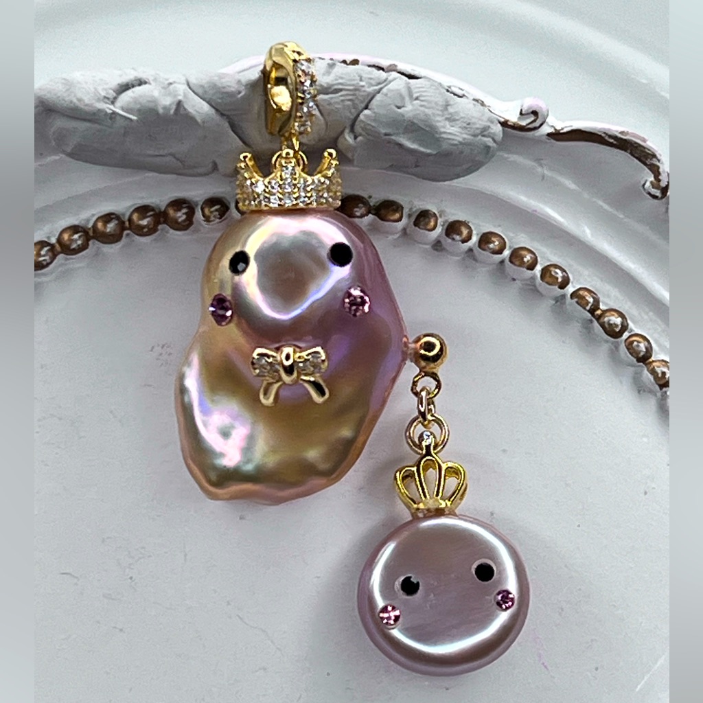 Handmade S925 Ss Premium Freshwater Flameball Pearl Character Detachable Pendant
